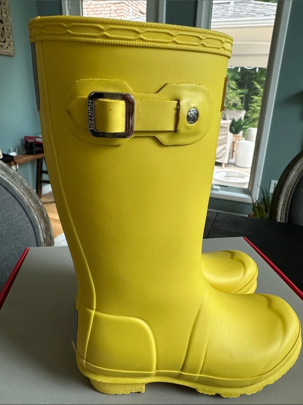 Hunter Bright Llightening Yellow Kids' Original Rain Boots 12 Boys 13 Girls.